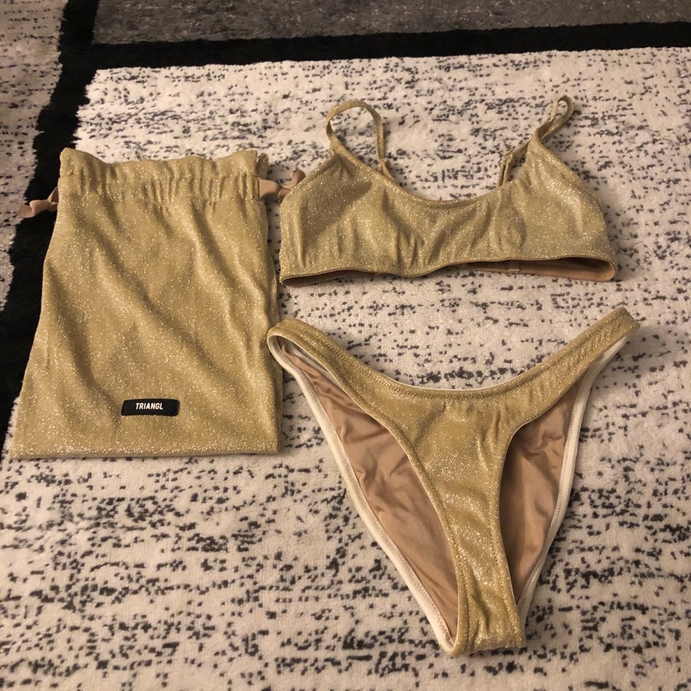 Triangl Gold Sparkle Set